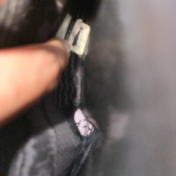 CHANEL - Vintage Noir/Black Caviar Leather Wallet - Picture 9 of 16